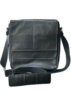 Kenneth Cole Reaction Leather Tablet Shoulder Messenger Bag Colombian EUC